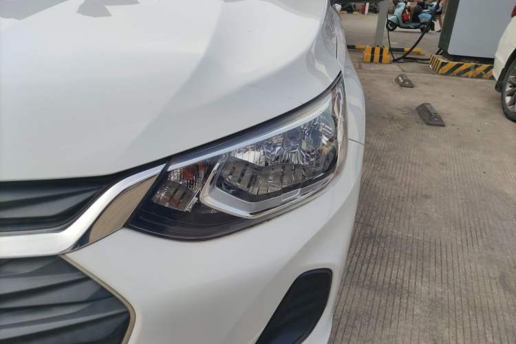 Used Chevrolet Cavalier 2020 325T Automatic Enjoyment Edition Left Front Headlight