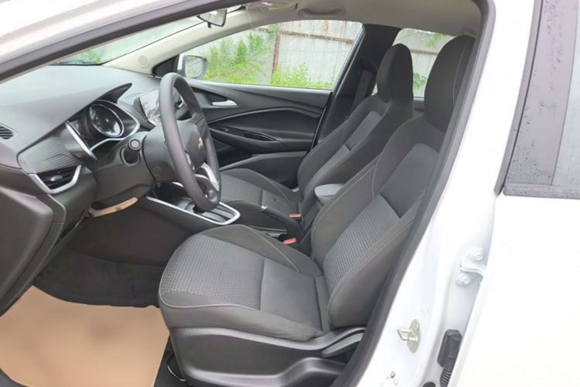 Used Chevrolet Cavalier 2020 325T Automatic Enjoyment Edition Left Front Seat