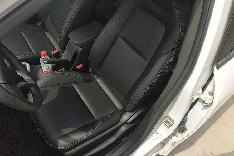 Used Chevrolet Cavalier 2020 325T Automatic Enjoyment Edition Left Front Seat