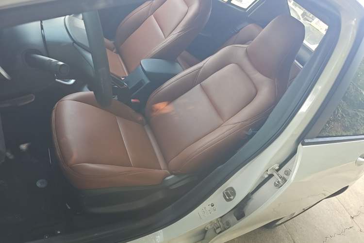 Used Chevrolet Cavalier 2020 325T Automatic Enjoyment Edition Left Front Seat