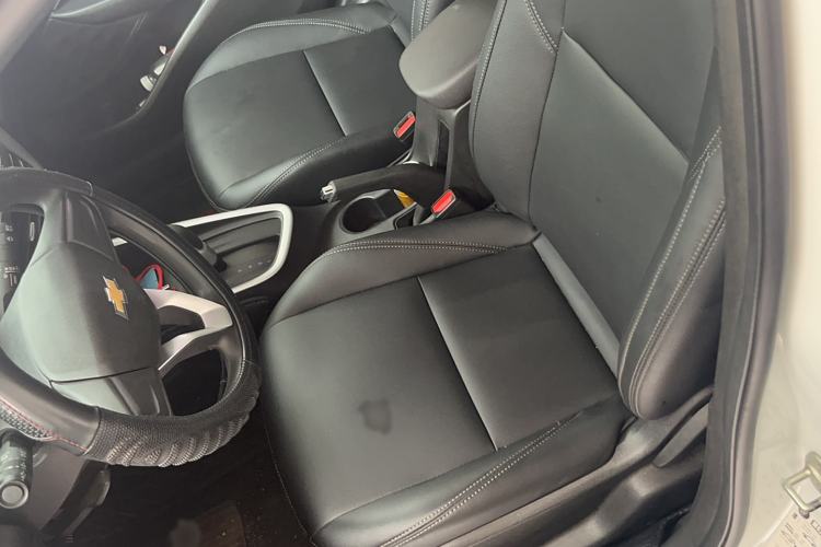 Used Chevrolet Cavalier 2020 325T Automatic Enjoyment Edition Left Front Seat