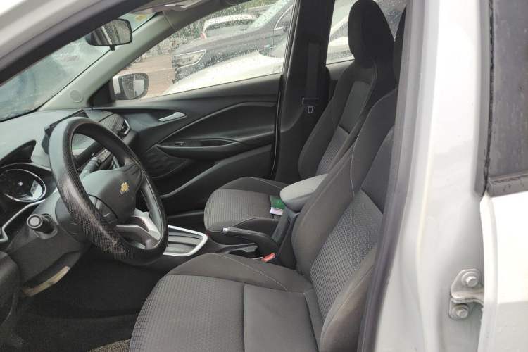 Used Chevrolet Cavalier 2020 325T Automatic Enjoyment Edition Left Front Seat