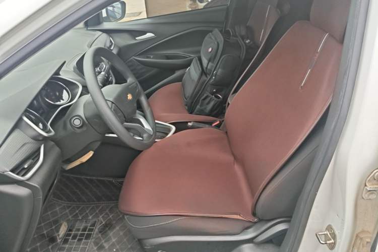 Used Chevrolet Cavalier 2020 325T Automatic Enjoyment Edition Left Front Seat