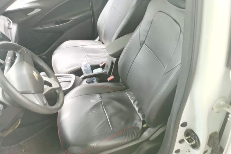Used Chevrolet Cavalier 2020 325T Automatic Enjoyment Edition Left Front Seat