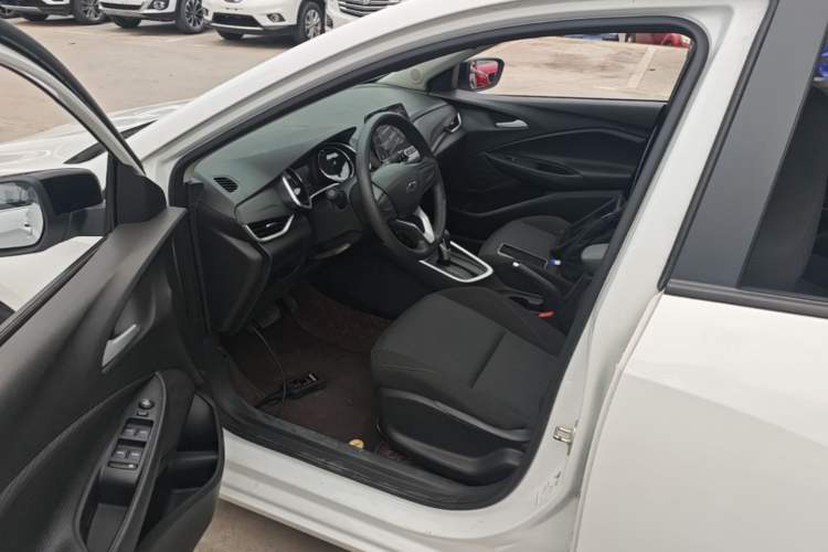 Used Chevrolet Cavalier 2020 Redline 325T Automatic Xinshang Edition Left Front Seat