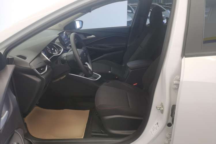 Used Chevrolet Cavalier 2020 Redline 325T Automatic Xinshang Edition China VI Standard Left Front Seat