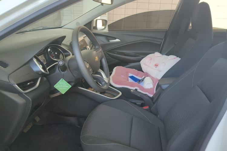 Used Chevrolet Cavalier 2020 325T Automatic Enjoyment Edition Left Front Seat