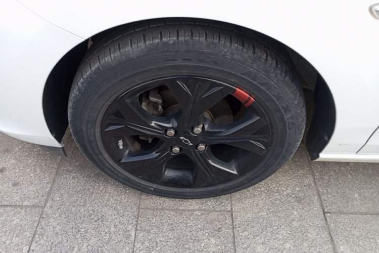 Used Chevrolet Cavalier 2020 Redline 325T Automatic Xinshang Edition Left Front Wheel Hub