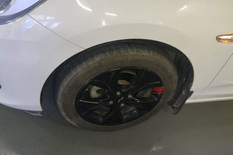 Used Chevrolet Cavalier 2020 Redline 325T Automatic Xinshang Edition China VI Standard Left Front Wheel Hub