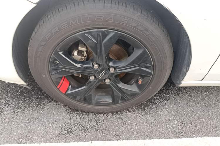 Used Chevrolet Cavalier 2020 Redline 325T Automatic Xinshang Edition China VI Standard Left Front Wheel Hub