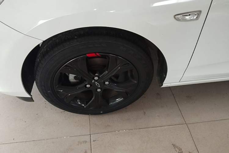Used Chevrolet Cavalier 2020 Redline 325T Automatic Xinshang Edition China VI Standard Left Front Wheel Hub
