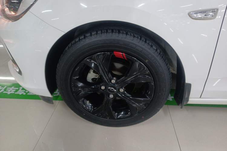 Used Chevrolet Cavalier 2020 Redline 325T Automatic Xinshang Edition China VI Standard Left Front Wheel Hub