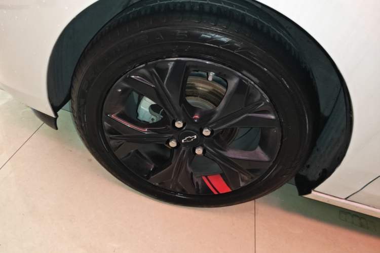 Used Chevrolet Cavalier 2020 Redline 325T Automatic Xinyao Edition China VI Standard Left Front Wheel Hub
