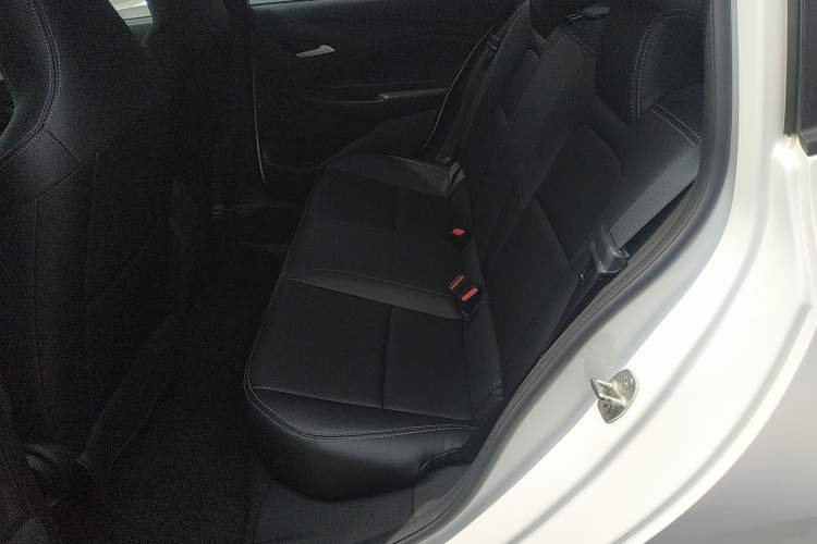 Used Chevrolet Cavalier 2020 325T Automatic Enjoyment Edition Left Rear Seat