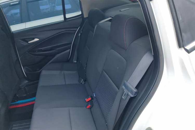 Used Chevrolet Cavalier 2020 Redline 325T Automatic Xinshang Edition China VI Standard Left Rear Seat
