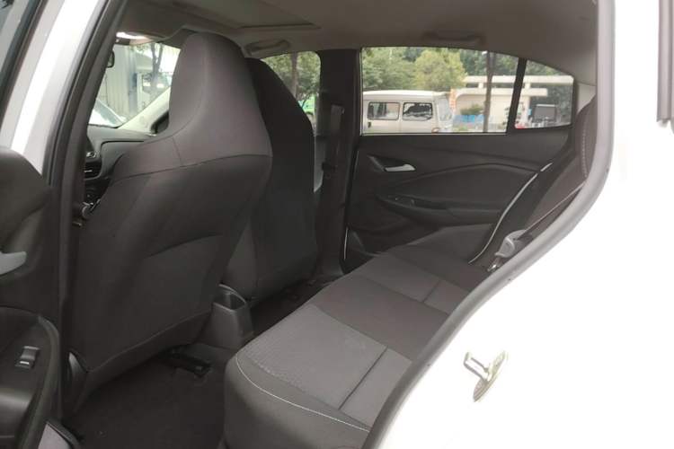 Used Chevrolet Cavalier 2020 320 Manual Xindong Edition Left Rear Seat