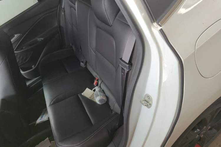 Used Chevrolet Cavalier 2020 Redline 325T Automatic Xinyao Edition China VI Standard Left Rear Seat