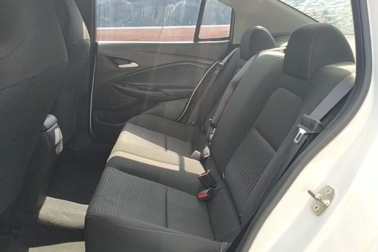 Used Chevrolet Cavalier 2020 Redline 325T Automatic Xinshang Edition Left Rear Seat