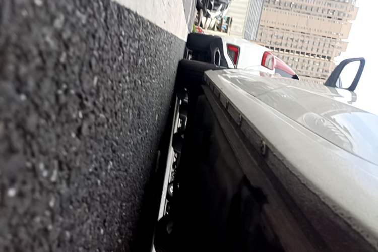 Used Chevrolet Cavalier 2020 Redline 325T Automatic Xinshang Edition China VI Standard Left Side Sill