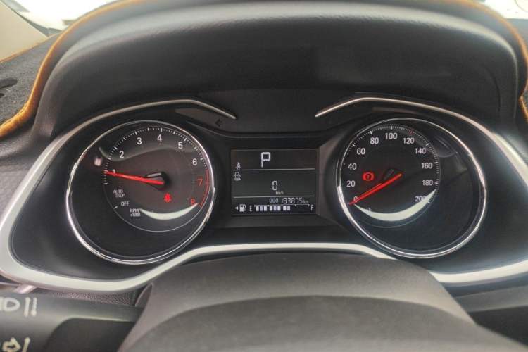 Used Chevrolet Cavalier 2020 325T Automatic Enjoyment Edition Odometer Close Up