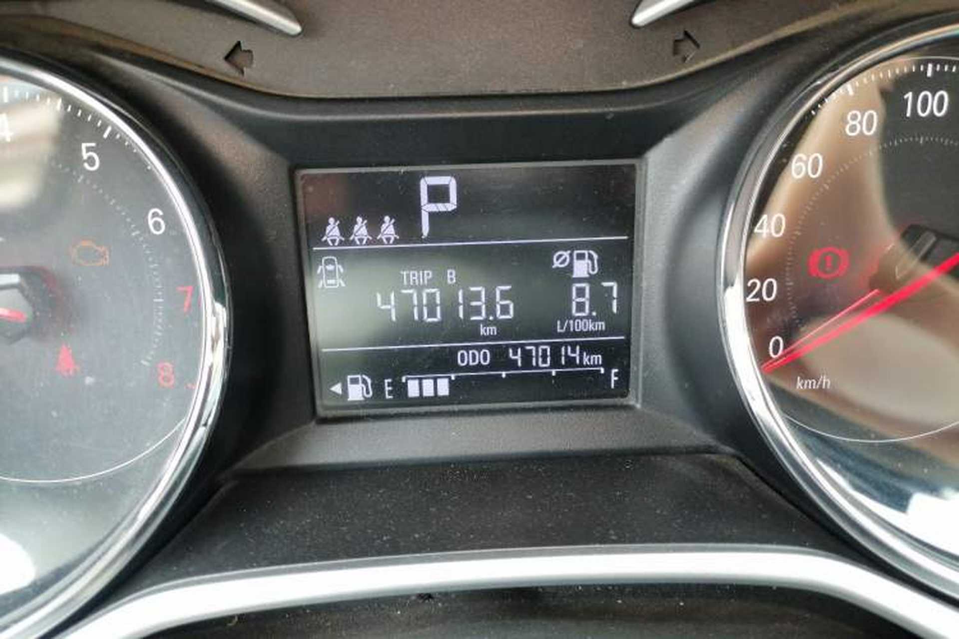 Used Chevrolet Cavalier 2020 325T Automatic Enjoyment Edition Odometer Close Up