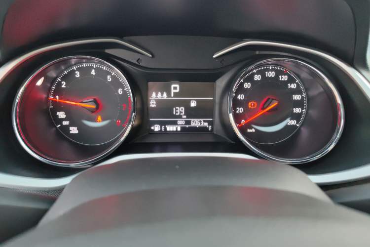 Used Chevrolet Cavalier 2020 325T Automatic Enjoyment Edition Odometer Close Up