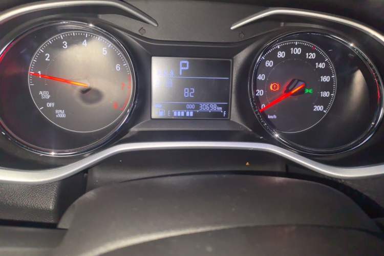 Used Chevrolet Cavalier 2020 Redline 325T Automatic Xinshang Edition Odometer Close Up
