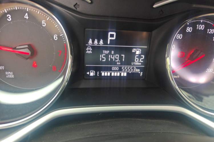 Used Chevrolet Cavalier 2020 325T Automatic Enjoyment Edition Odometer Close Up