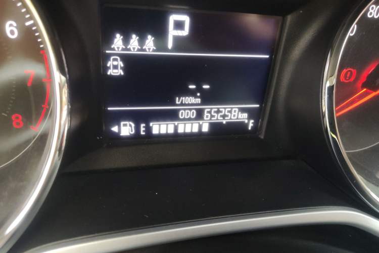 Used Chevrolet Cavalier 2020 325T Automatic Enjoyment Edition Odometer Close Up