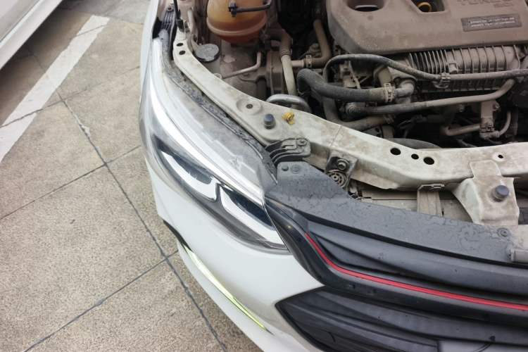 Used Chevrolet Cavalier 2020 Redline 325T Automatic Xinshang Edition Right Front Headlight