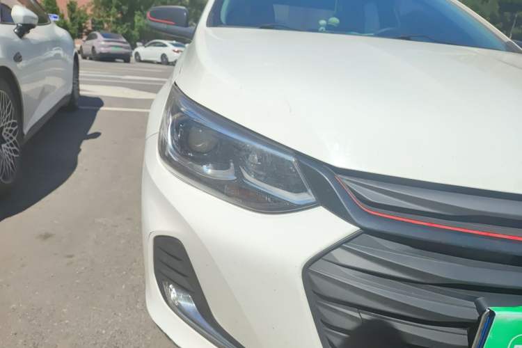 Used Chevrolet Cavalier 2020 Redline 325T Automatic Xinshang Edition Right Front Headlight