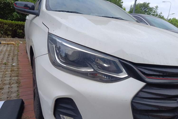 Used Chevrolet Cavalier 2020 Redline 325T Automatic Xinshang Edition China VI Standard Right Front Headlight