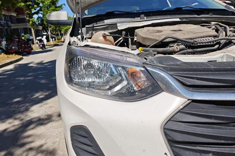 Used Chevrolet Cavalier 2020 325T Automatic Enjoyment Edition Right Front Headlight