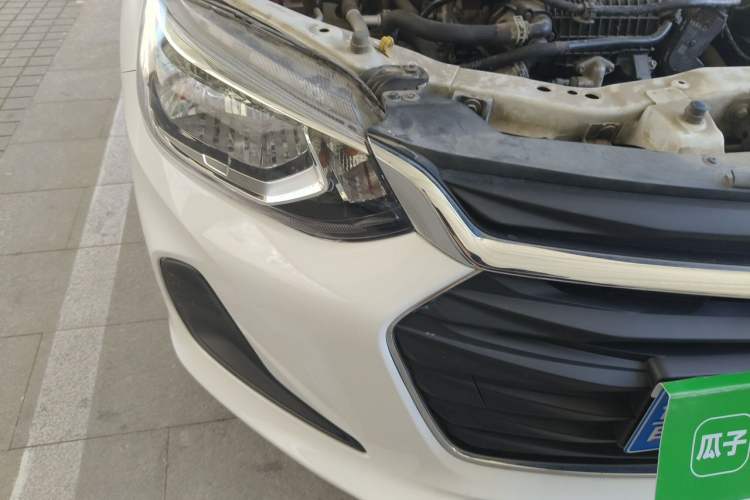 Used Chevrolet Cavalier 2020 325T Automatic Enjoyment Edition Right Front Headlight