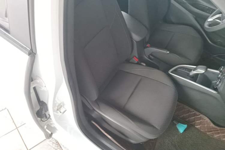 Used Chevrolet Cavalier 2020 325T Automatic Enjoyment Edition Right Front Seat