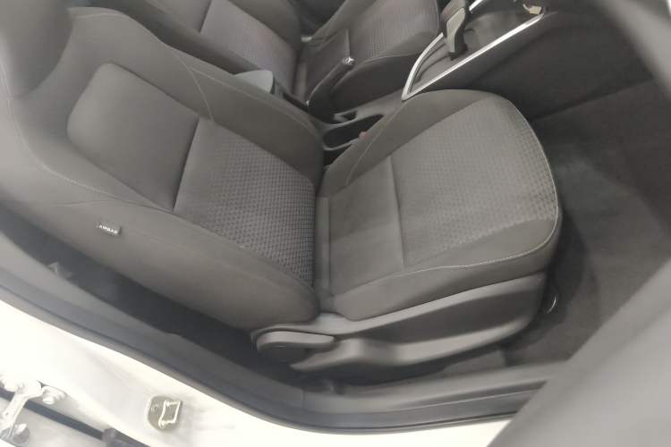 Used Chevrolet Cavalier 2020 325T Automatic Enjoyment Edition Right Front Seat
