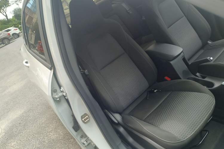 Used Chevrolet Cavalier 2020 325T Automatic Enjoyment Edition Right Front Seat
