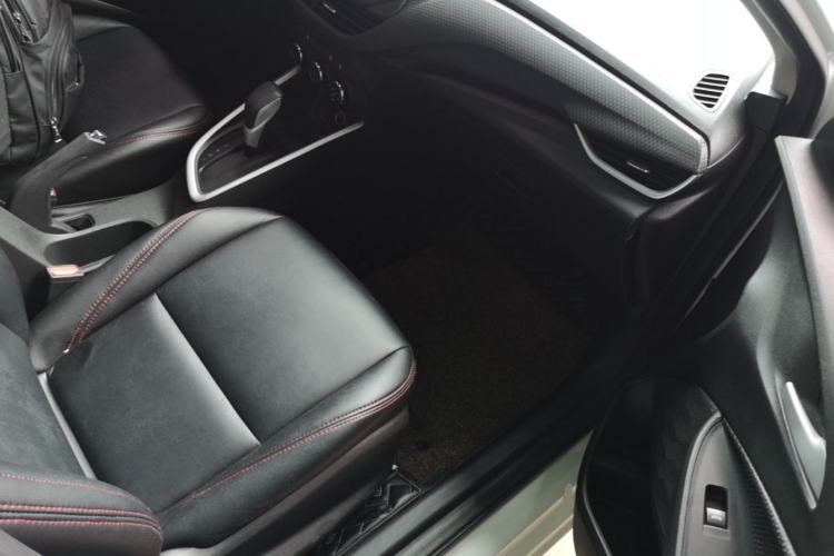 Used Chevrolet Cavalier 2020 325T Automatic Enjoyment Edition Right Front Seat