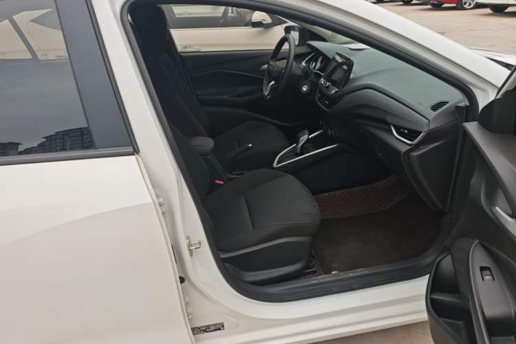 Used Chevrolet Cavalier 2020 Redline 325T Automatic Xinshang Edition Right Front Seat