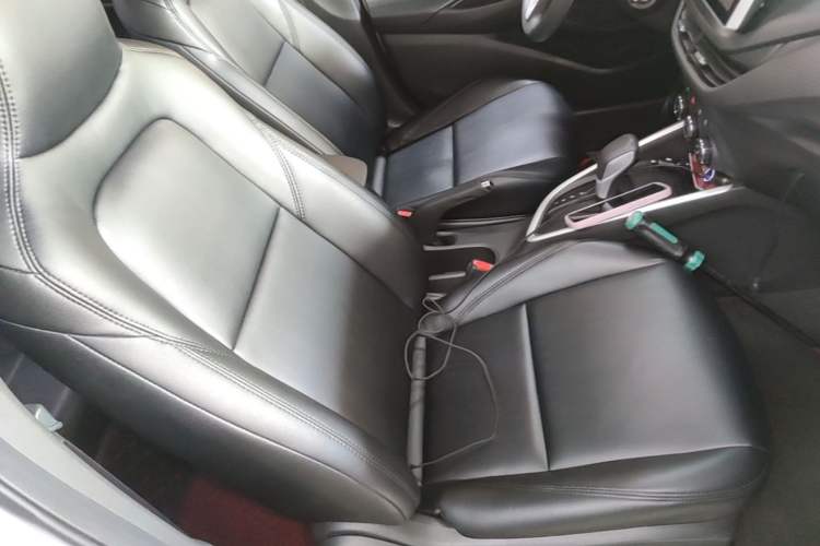 Used Chevrolet Cavalier 2020 325T Automatic Enjoyment Edition Right Front Seat