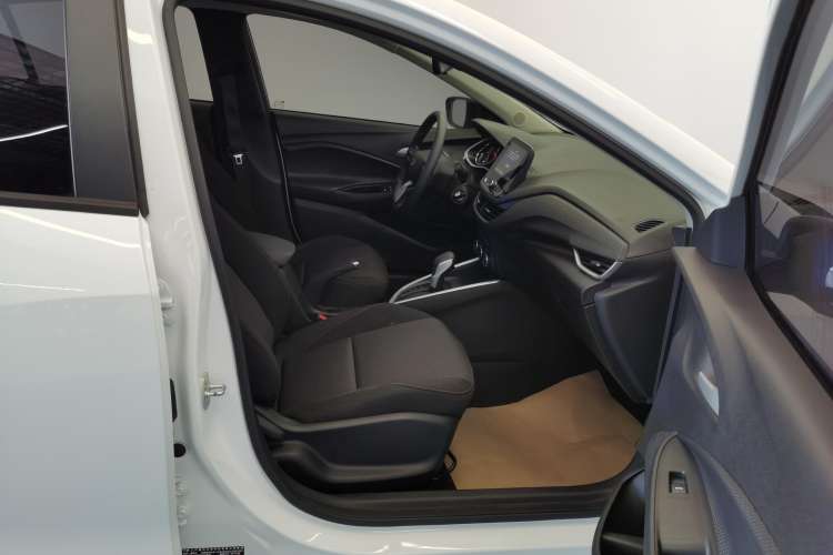 Used Chevrolet Cavalier 2020 Redline 325T Automatic Xinshang Edition China VI Standard Right Front Seat