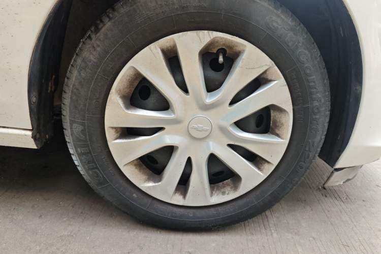 Used Chevrolet Cavalier 2020 320 Manual Enjoyment Edition Right Front Wheel Hub