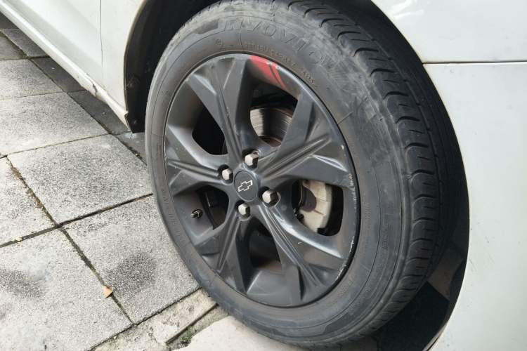 Used Chevrolet Cavalier 2020 Redline 325T Automatic Xinyao Edition China VI Standard Right Front Wheel Hub