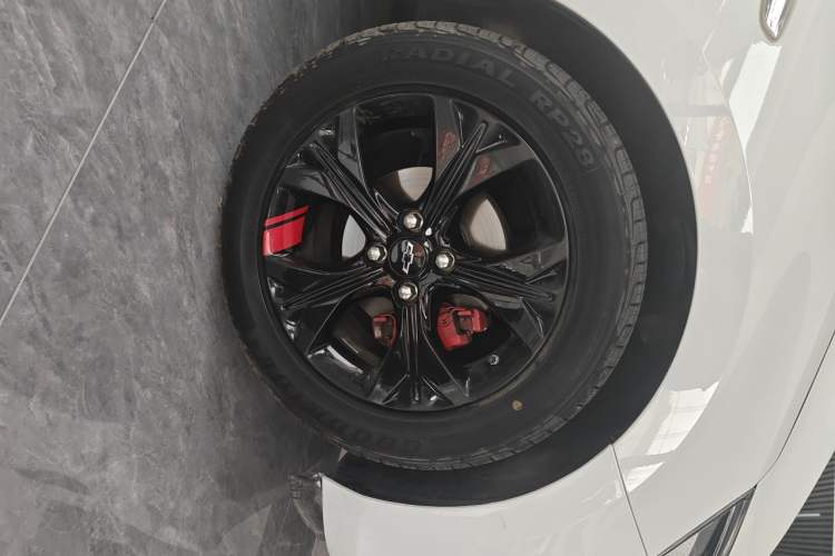 Used Chevrolet Cavalier 2020 Redline 325T Automatic Xinshang Edition China VI Standard Right Front Wheel Hub