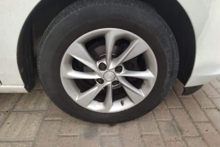 Used Chevrolet Cavalier 2020 320 Manual Enjoyment Edition Right Front Wheel Hub