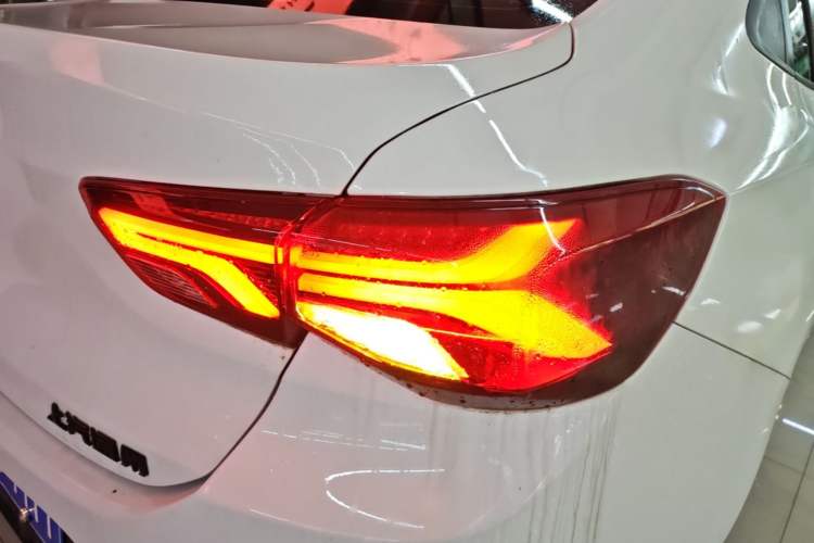 Used Chevrolet Cavalier 2020 Redline 325T Automatic Xinyao Edition China VI Standard Right Rear Taillight