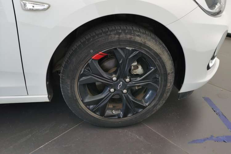 Used Chevrolet Cavalier 2020 Redline 325T Automatic Xinshang Edition China VI Standard Right Rear Wheel Hub