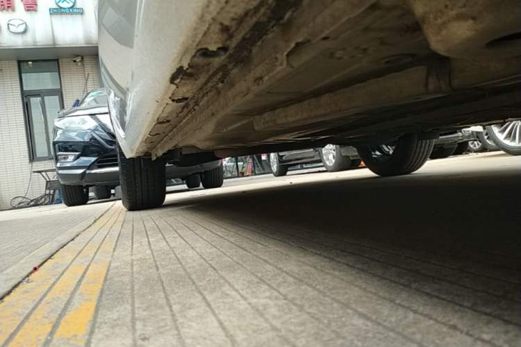 Used Chevrolet Cavalier 2020 Redline 325T Automatic Xinshang Edition Right Side Sill