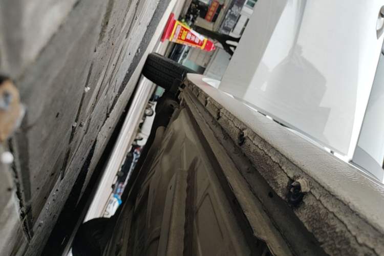 Used Chevrolet Cavalier 2020 320 Manual Enjoyment Edition Right Side Sill