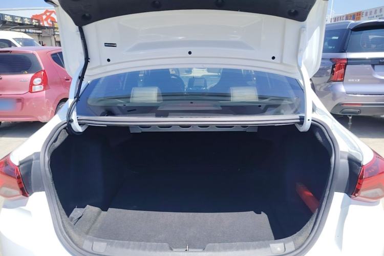 Used Chevrolet Cavalier 2020 Redline 325T Automatic Xinyao Edition China VI Standard Trunk